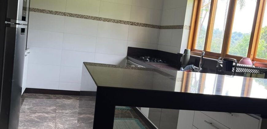 Chácara à Venda em Condomínio – 1.500 m²