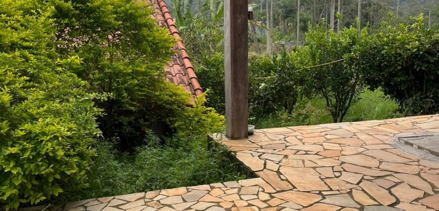 Chácara à Venda em Condomínio – 1.500 m²