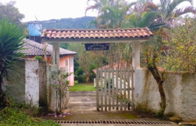 Linda Chácara à Venda – 2.700 m² em Suzano Descrição do Imóvel