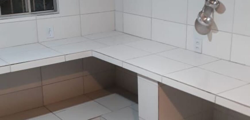 OPORTUNIDADE ÚNICA EM SUZANO – SÍTIO À VENDA OU ARRENDAMENTO – PORTEIRA FECHADA